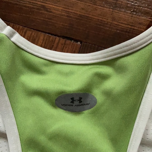 Under Armour Racer Back - Picture 9 of 9